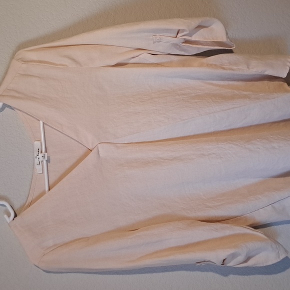 Love Tree, small beige blouse. - Picture 11 of 12